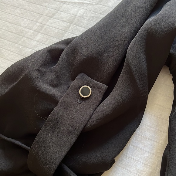 Flowy black too - Picture 2 of 3